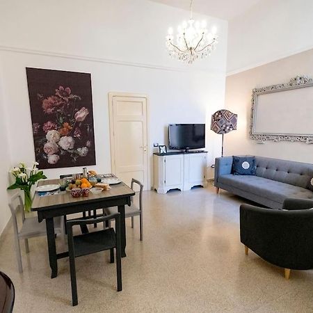 Apartamento Mary'S House Lecce Exterior foto